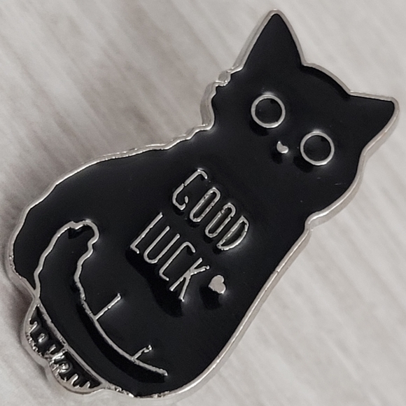 Good Luck Black Cat Enamel Pin - Picture 9 of 10